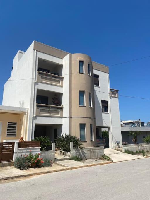 Nickolas Tiny Apartment Souda-Chania Chania  ภายนอก รูปภาพ